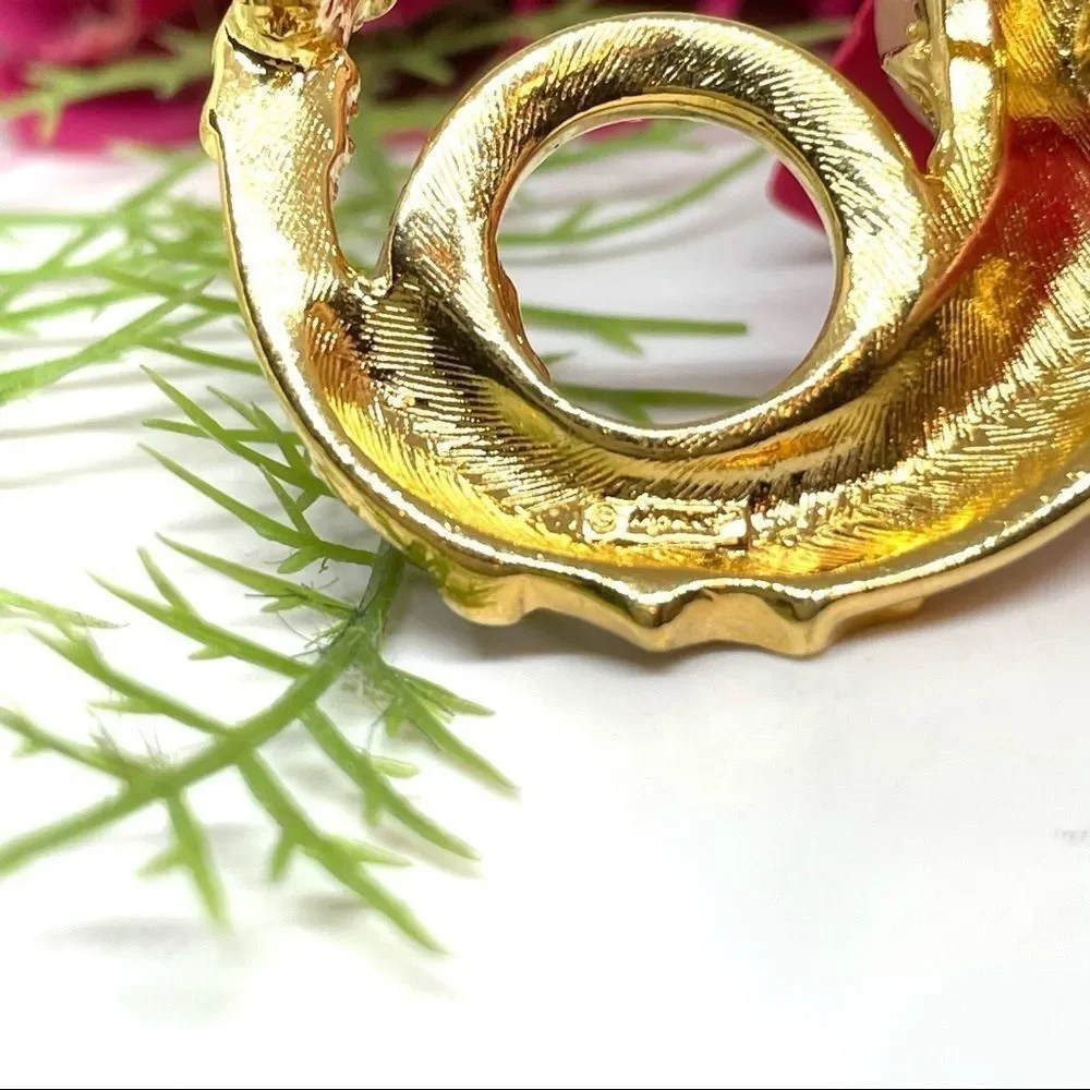 VINTAGE⚜️MONET French Horn Crystal Pavé Christmas Brooch